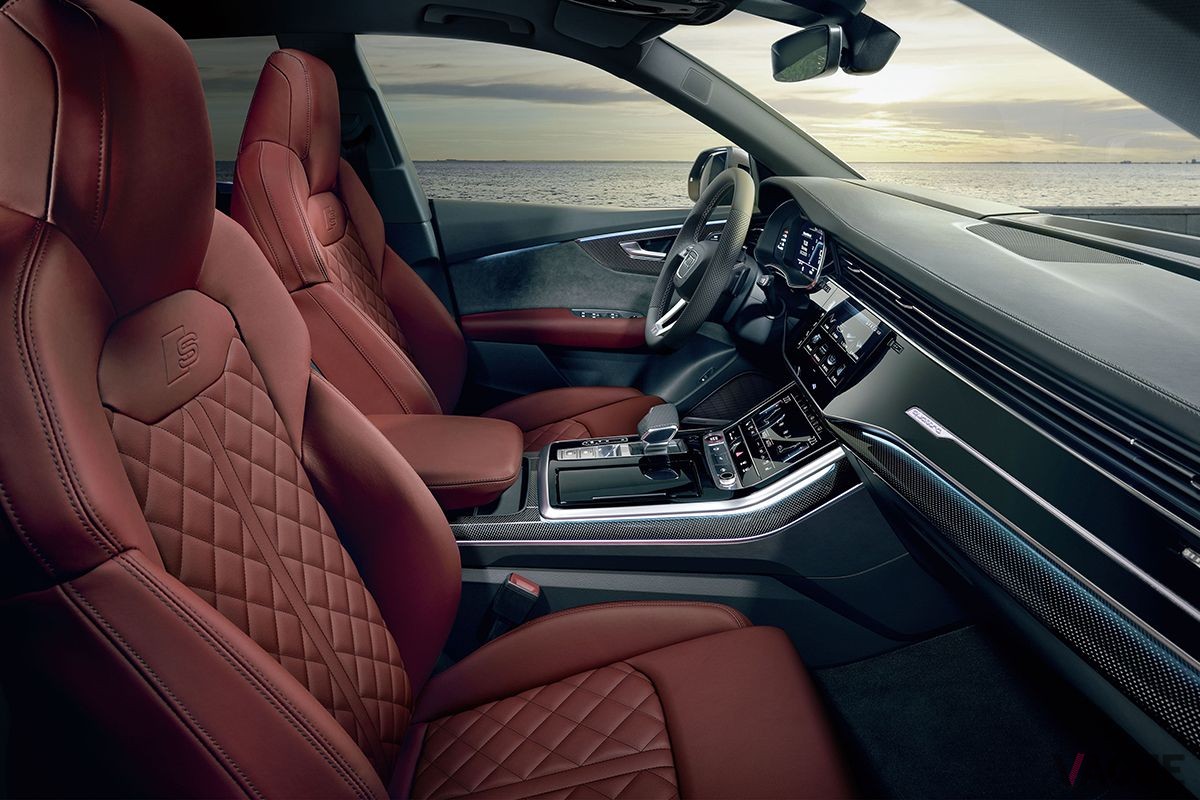 アウディ新型「SQ8」のインテリア