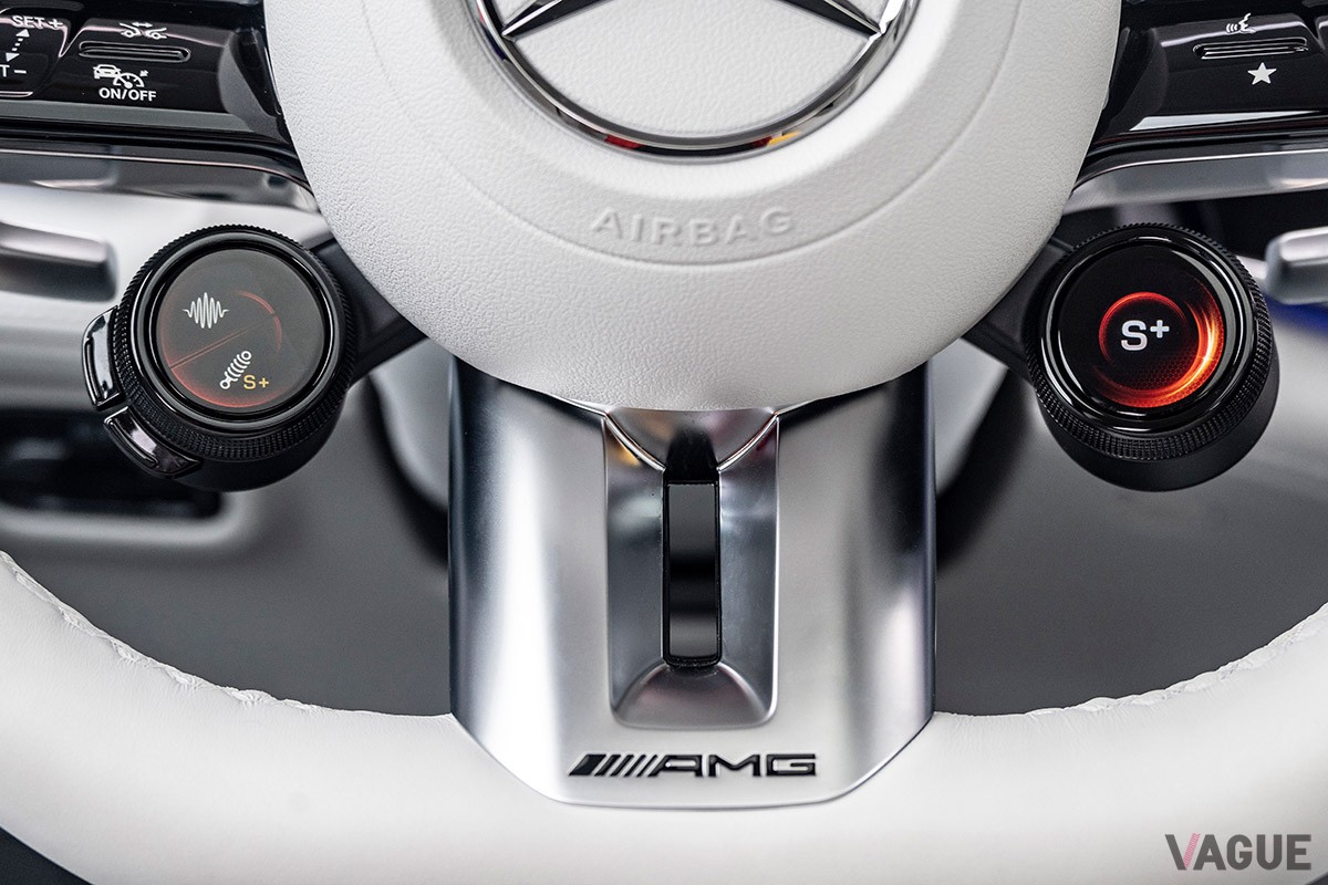 ノーマルモデルに対して最高出力で218ps、最大トルクで92Nm強化。AMGらしい走りを見せつけるメルセデスAMG「EQE53 4マチック＋ SUV」