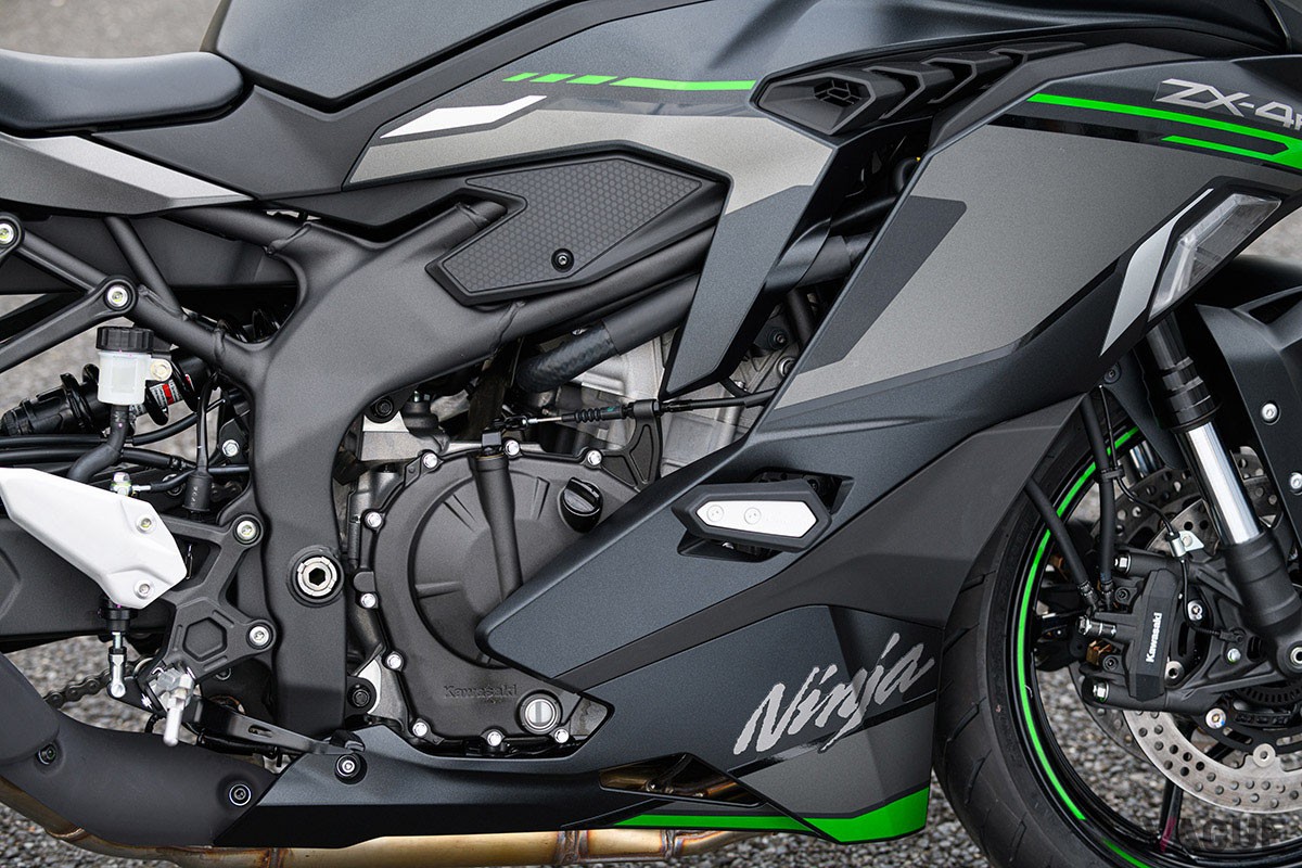 カワサキ新型「Ninja ZX-4R SE」