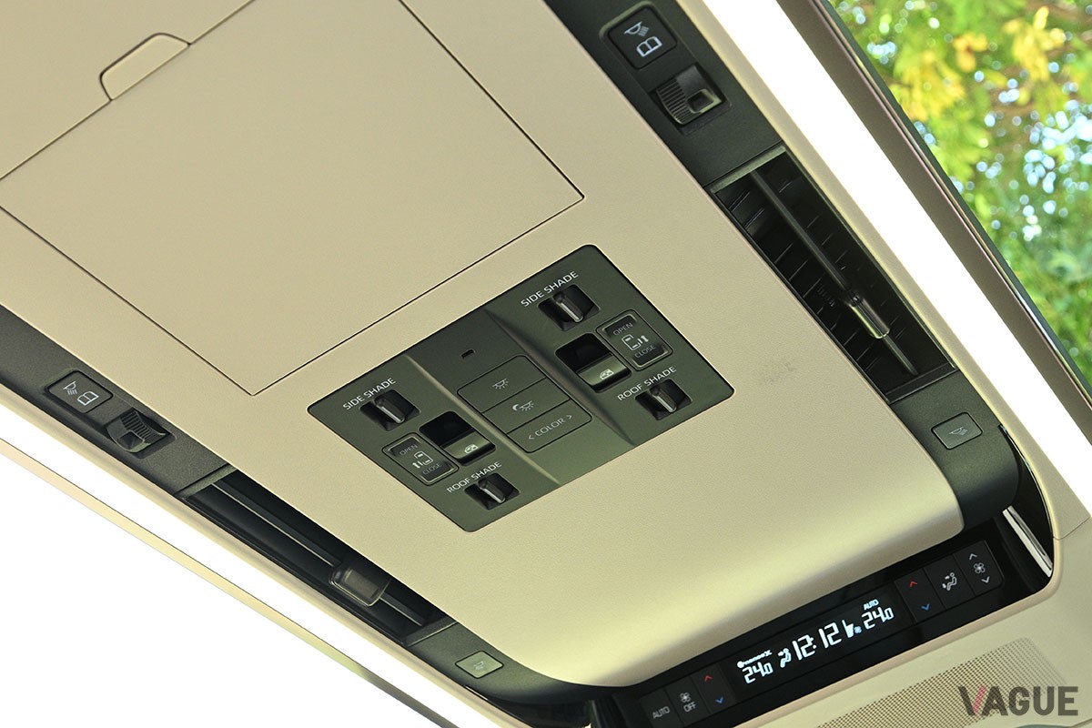 トヨタ新型「アルファード」のエグゼクティブラウンジ