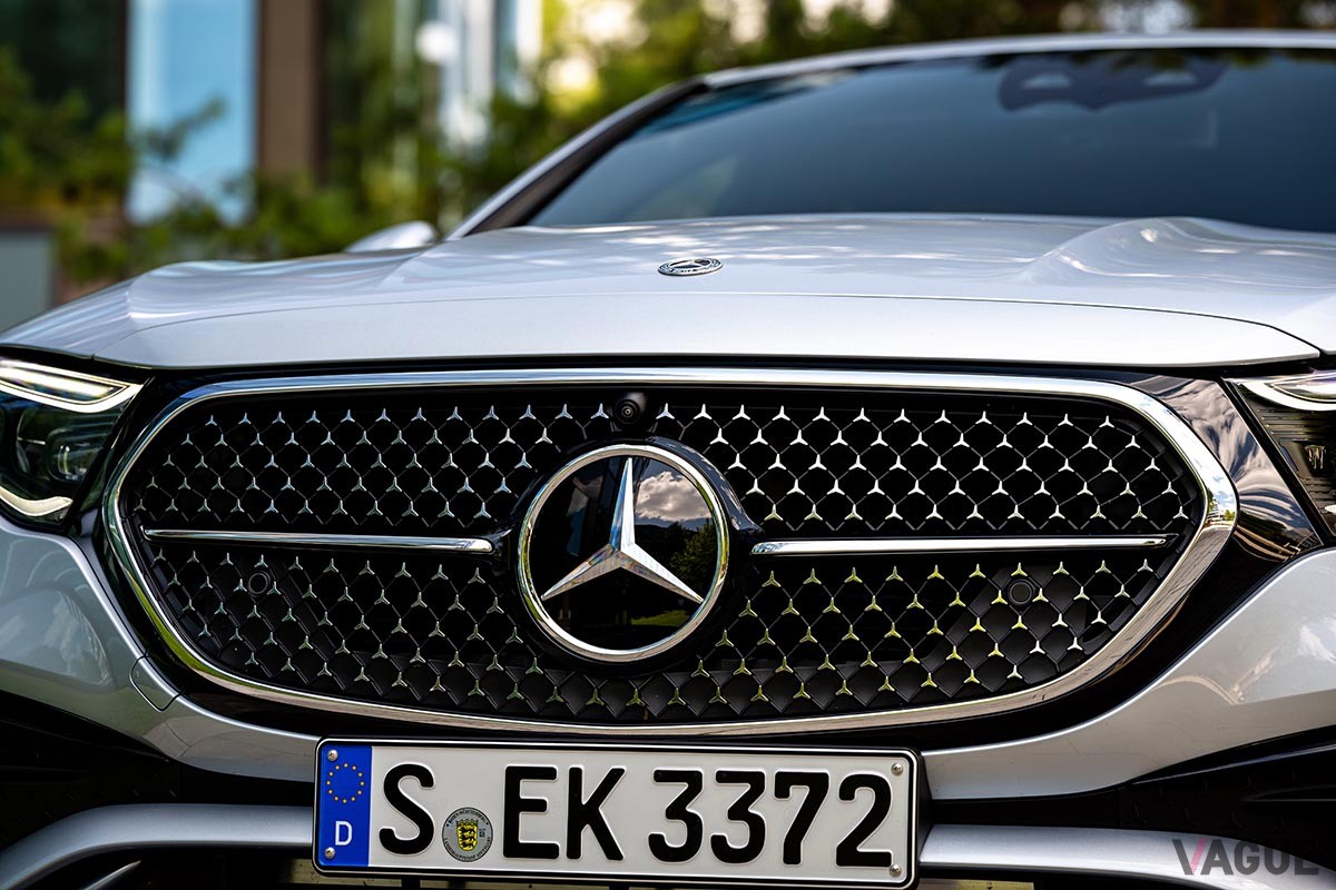 11世代目となるメルセデス・ベンツ新型「Eクラス」は、デジタル時代にふさわしい高級車だ