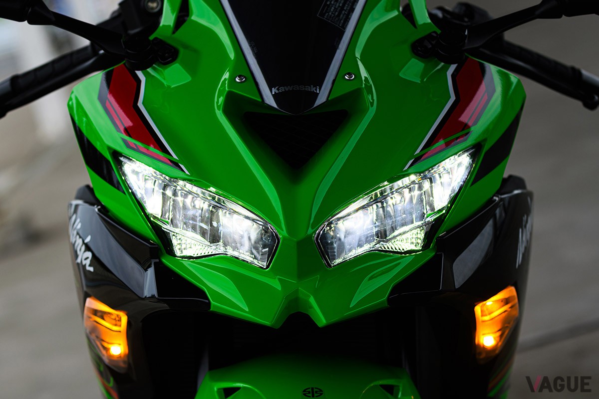 カワサキ新型「Ninja ZX-4RR KRT EDITION」
