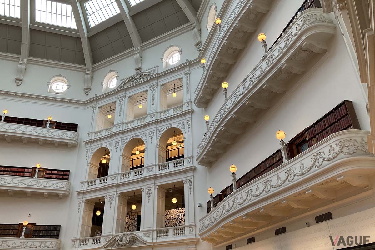 建築好きならずとも、「ビクトリア州立図書館」は一見の価値あり。