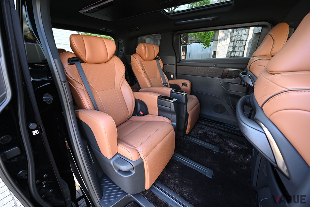 トヨタ新型「ヴェルファイア」のZプレミア