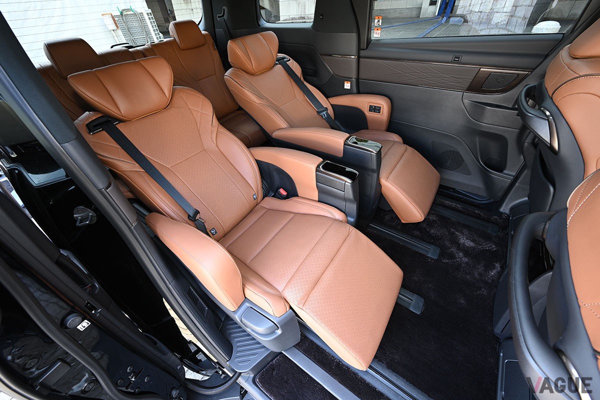 トヨタ新型「ヴェルファイア」のZプレミア