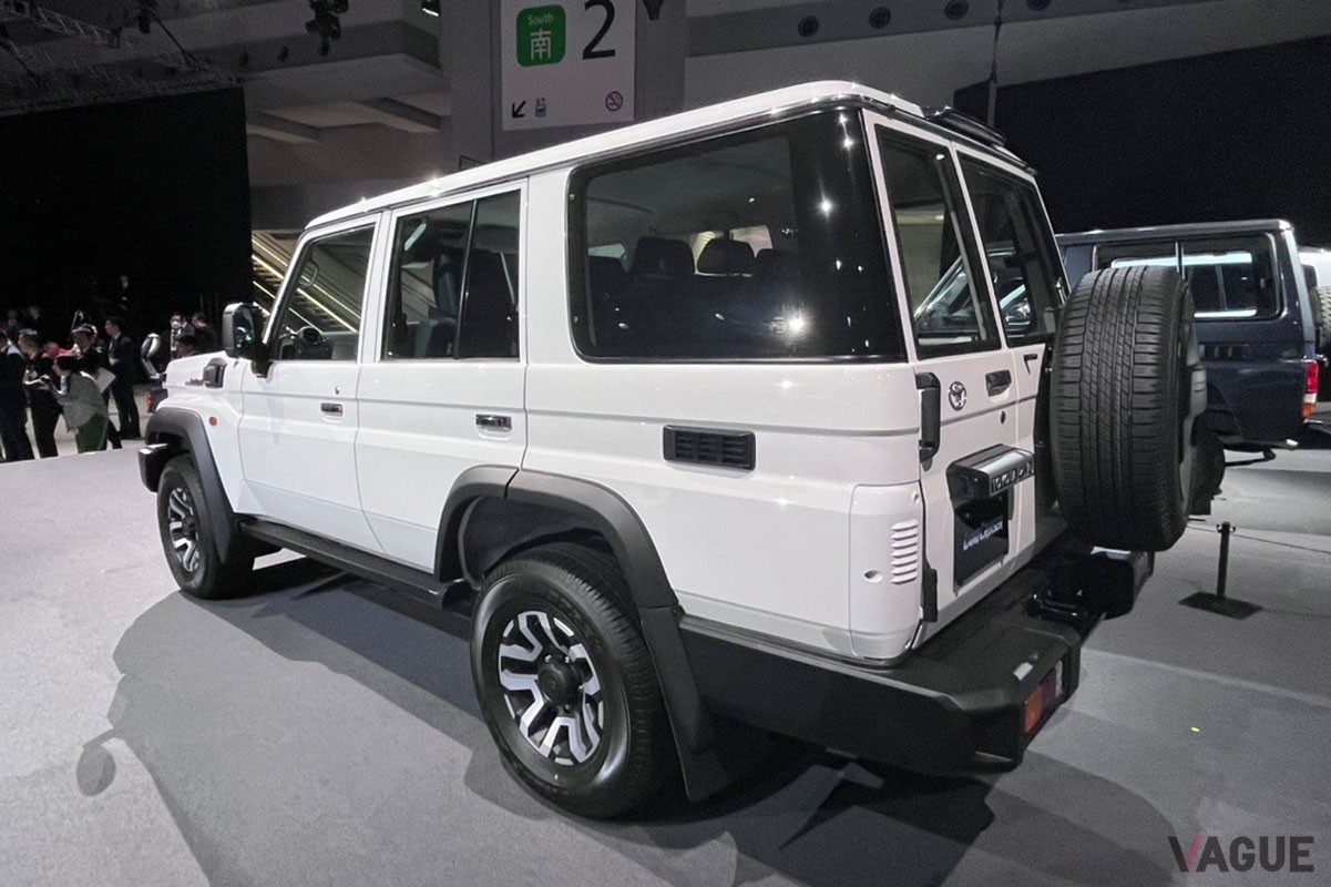 300系譲りのシート骨格を採用することで、トヨタ新型「ランドクルーザー70」のリアシートは従来よりも快適な座り心地が期待できる