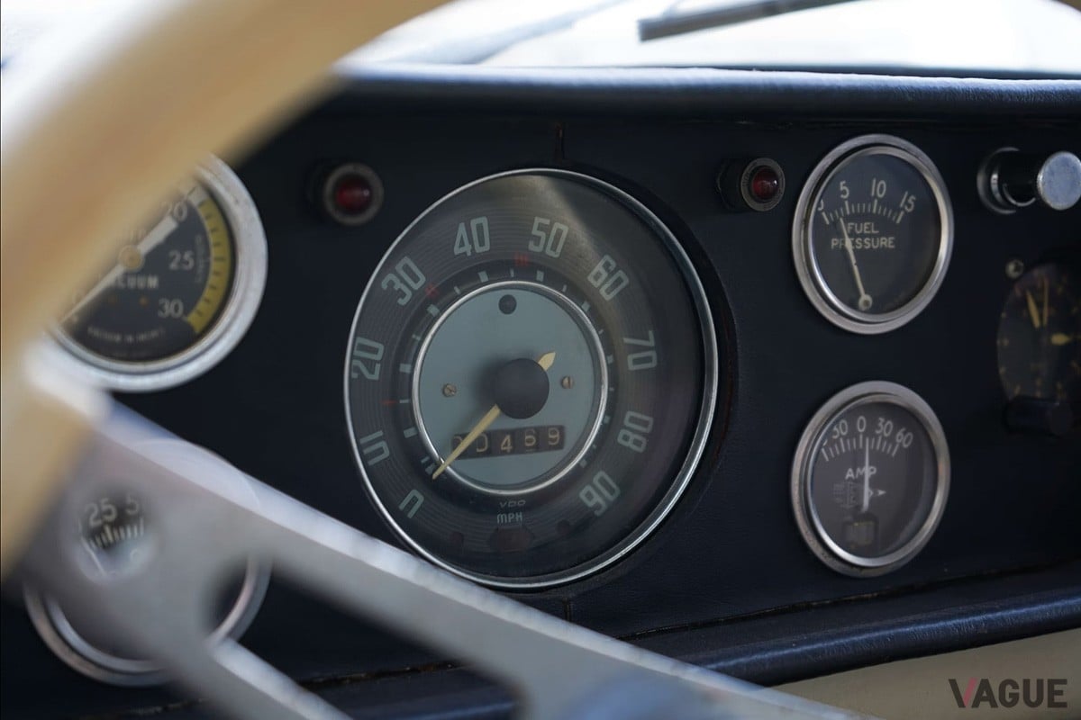 オドメーターの数値（468マイル）は正確な走行距離数ではないとのこと（C）Collectingcars.com