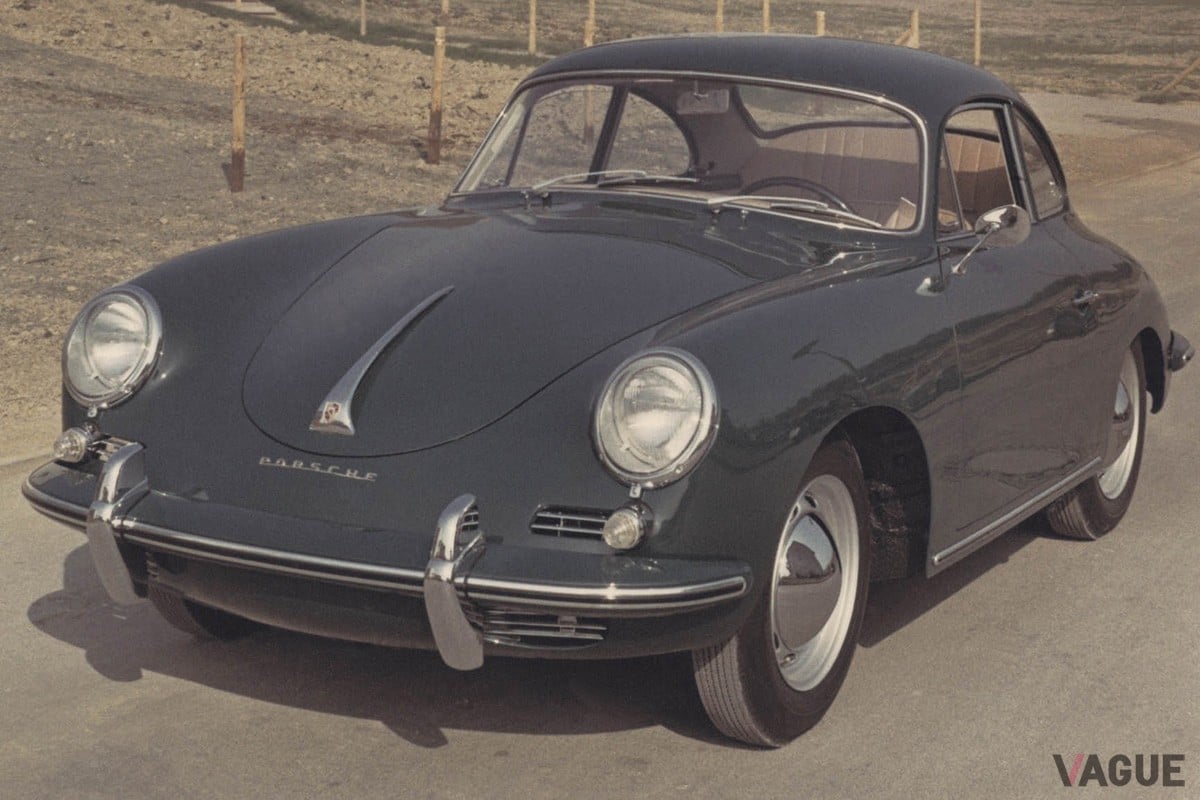 1948年に登場したポルシェ「356」。さまざまな改良がおこなわれつつ、1965年まで生産された（写真は1960年の「356B」）