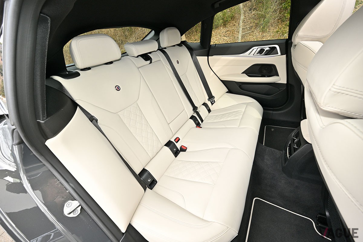 BMW車とは異なる走りの世界観を巧みに構築しているBMWアルピナ「B4グランクーペ」