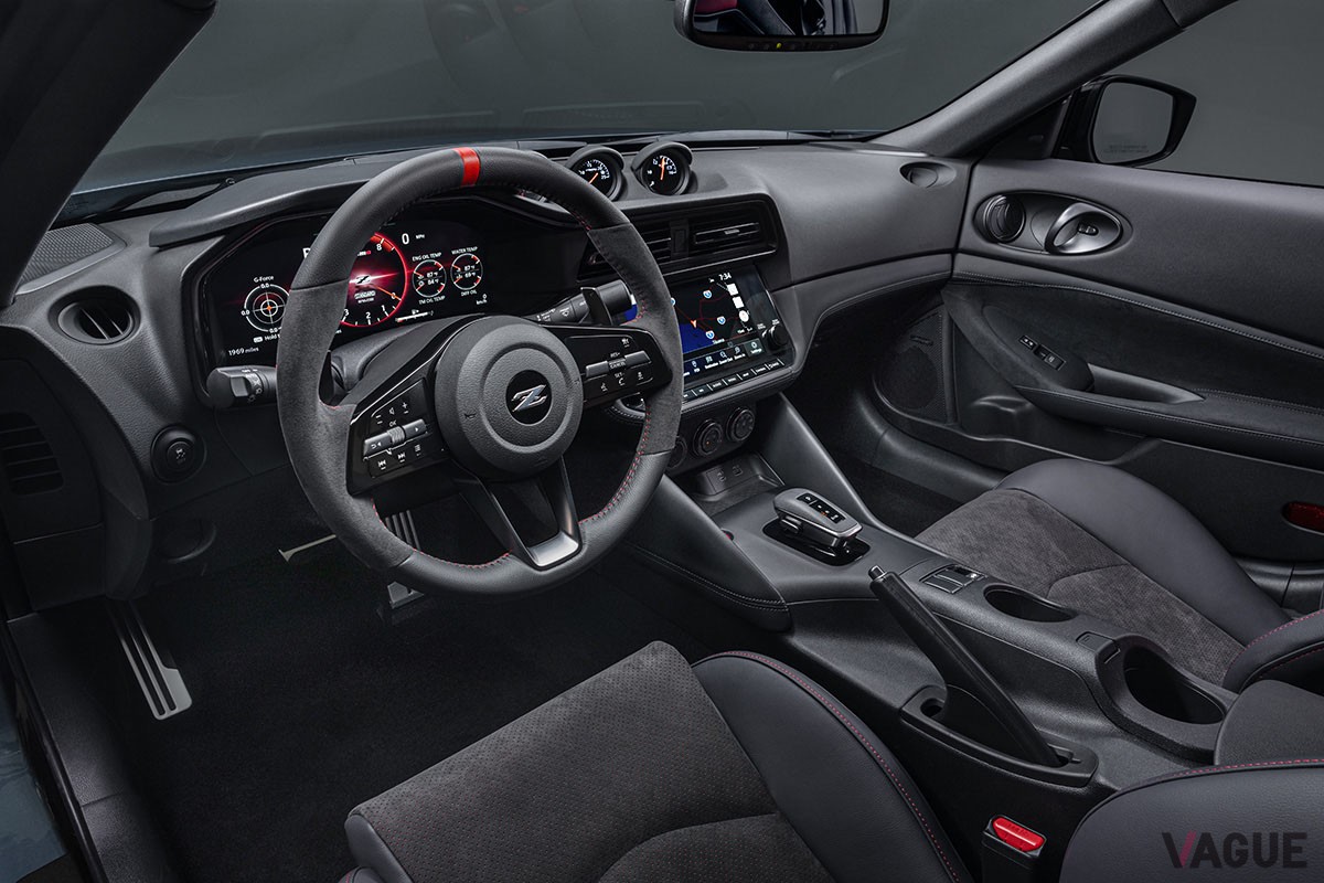 日産ワークスのNISMOがチューニングしたRZ34型のハイパフォーマンスモデル「フェアレディZ NISMO」（写真は北米仕様）