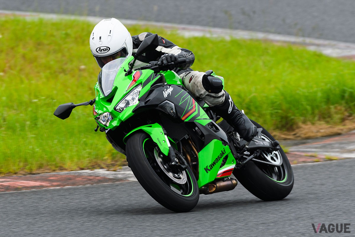 高性能かつ刺激的な走りを堪能させてくれるカワサキ「Ninja ZX-4RR KRT EDITION」