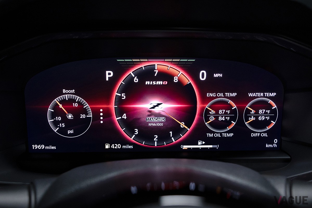 日産ワークスのNISMOがチューニングしたRZ34型のハイパフォーマンスモデル「フェアレディZ NISMO」（写真は北米仕様）
