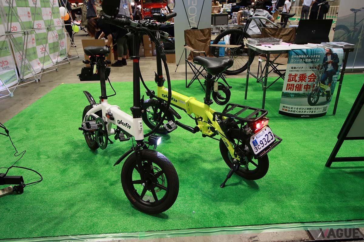国内初の二刀流バイク「GFR 02」。家庭用コンセントで2〜3時間でフル充電