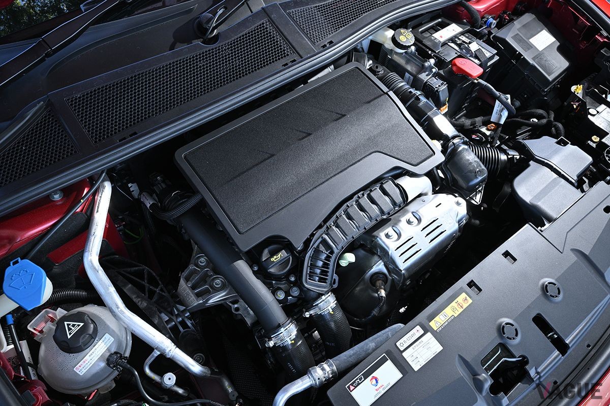 プジョー新型「408」のエンジン