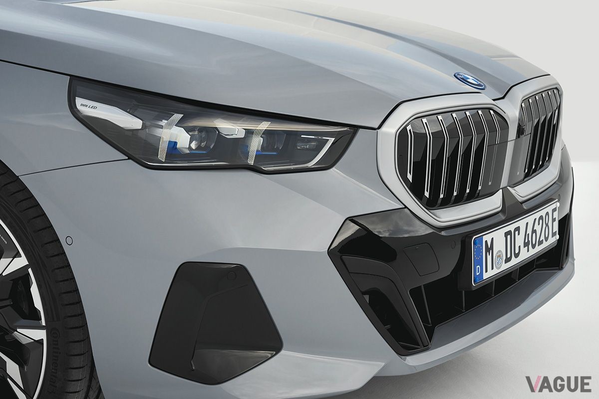 BMW新型「5シリーズセダン」のキドニーグリル