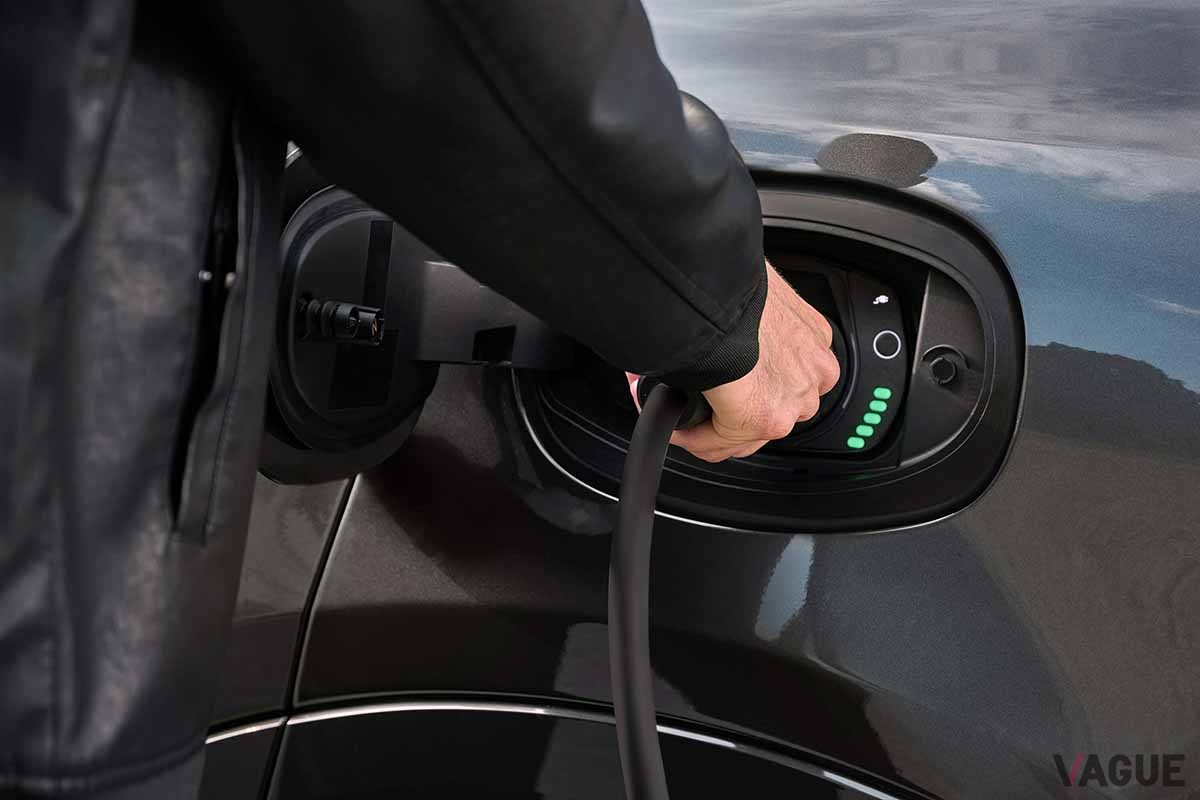 アルファ ロメオ新型「トナーレPHEV Q4」