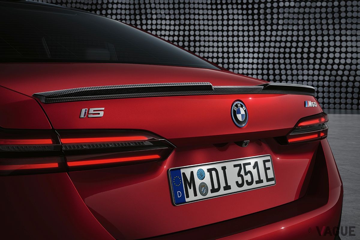 BMW新型「5シリーズ」（Mパフォーマンスパーツ装着車）