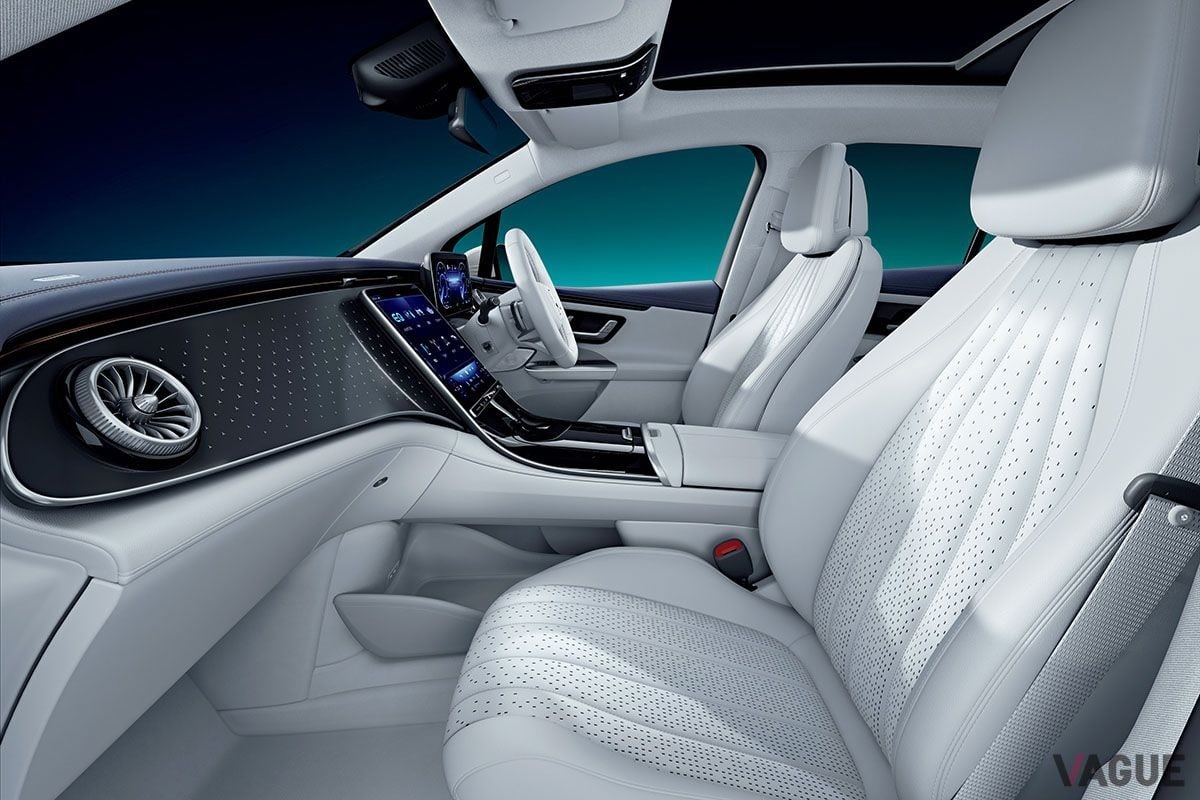 日本で登場したメルセデス・ベンツ新型「EQE350 4MATIC SUV」のインテリア