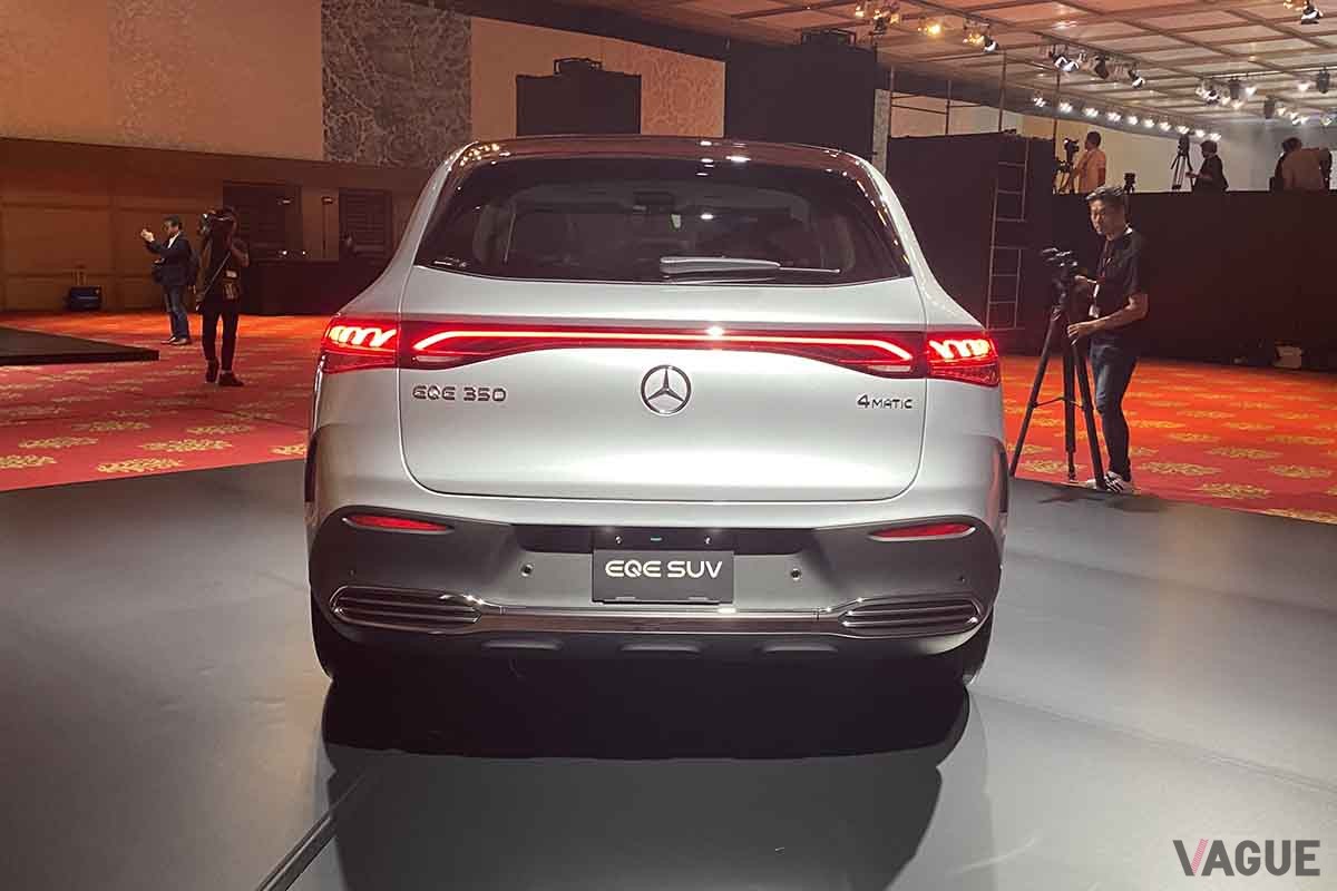 日本で登場したメルセデスAMG新型「EQE SUV」