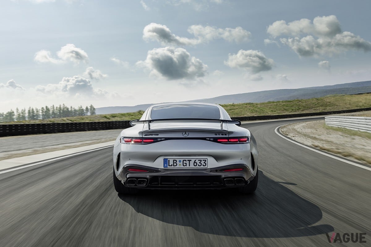 世界初公開された新型メルセデスAMG「GT 2ドア」