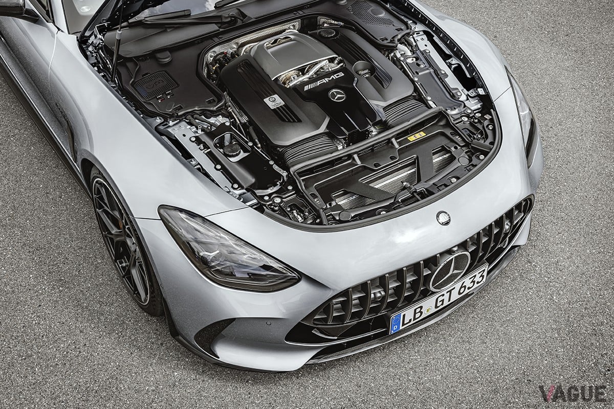 世界初公開された新型メルセデスAMG「GT 2ドア」のエンジン