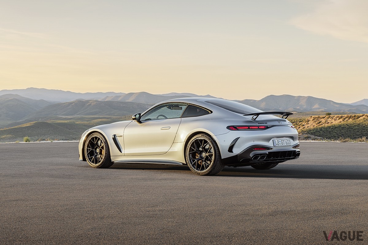 新型「メルセデスAMG GTクーペ」