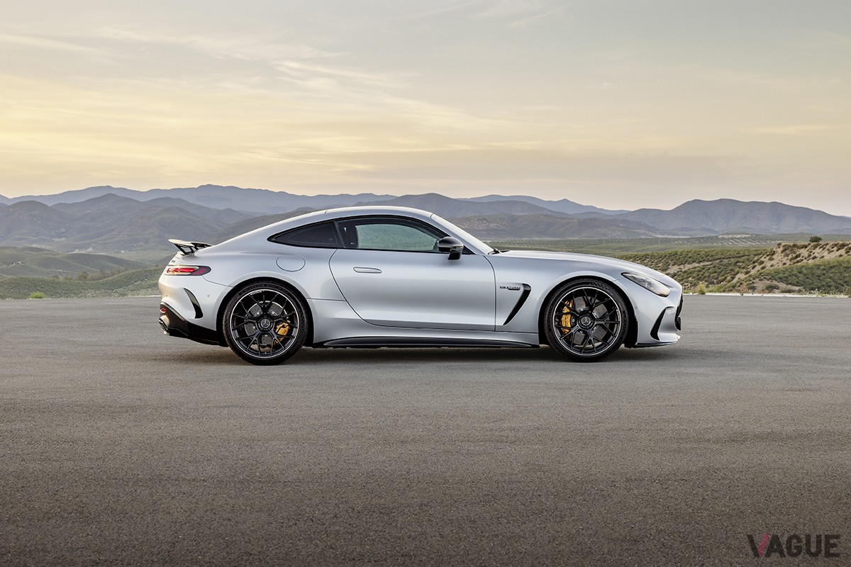 新型「メルセデスAMG GTクーペ」