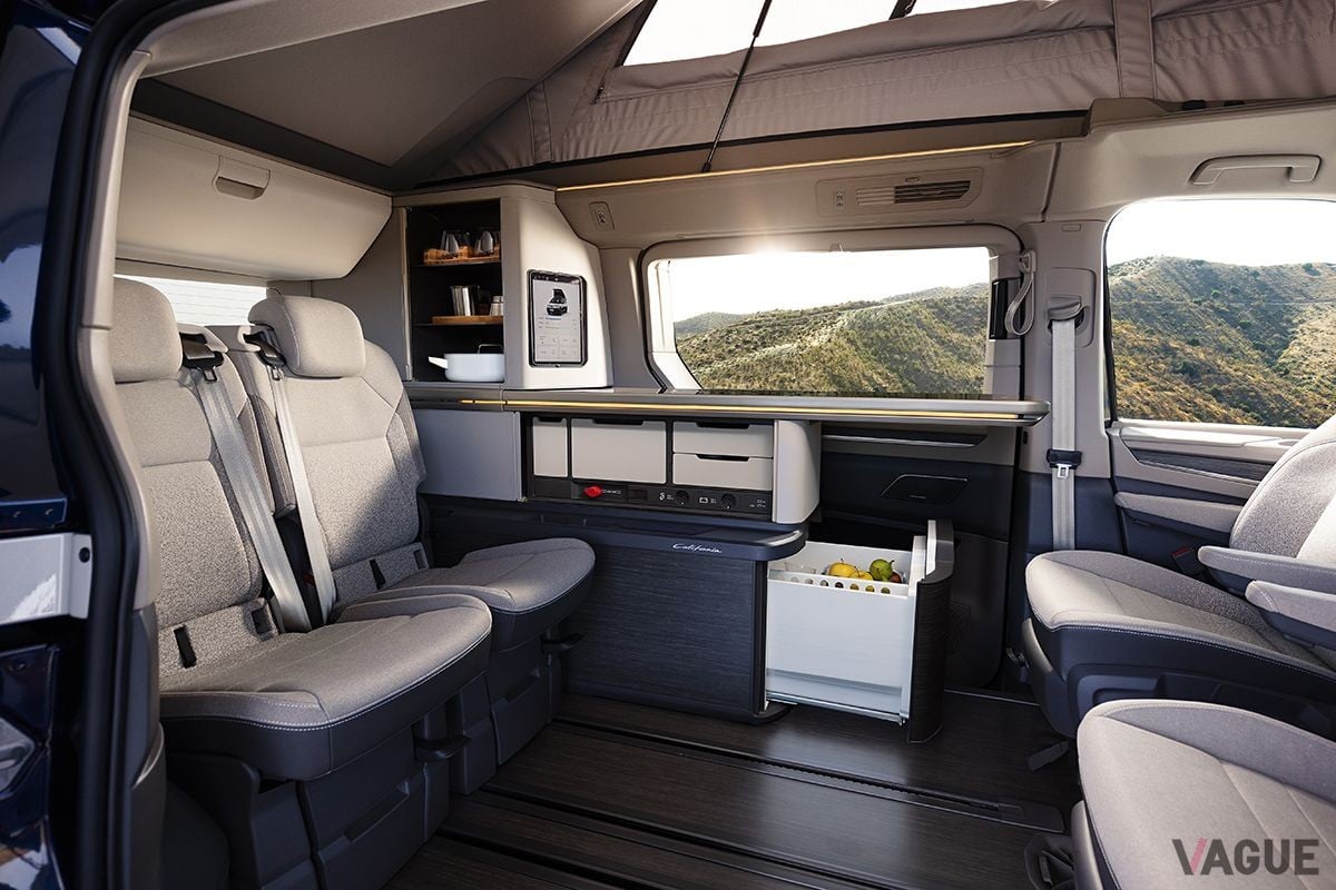 世界初公開されたVW新型「カリフォルニア・コンセプト」のインテリア