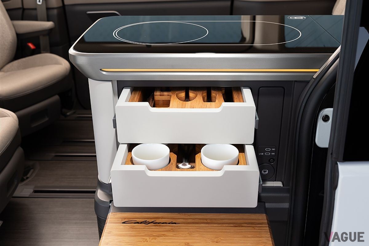 世界初公開されたVW新型「カリフォルニア・コンセプト」のインテリア