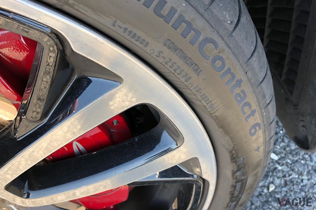 MINIのモデルもBMWと同じく、新車装着タイヤには「★」が入る