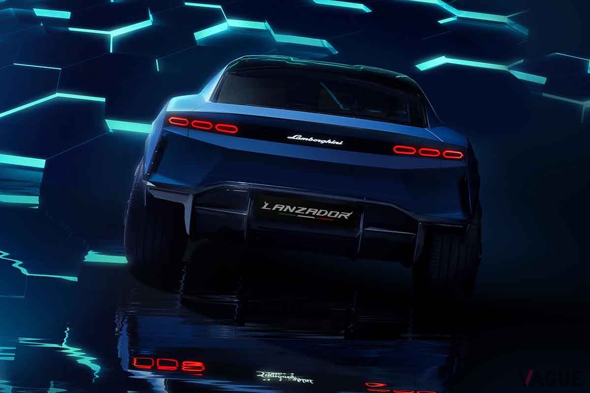 世界初公開されたランボルギーニ新型「ランザドール」