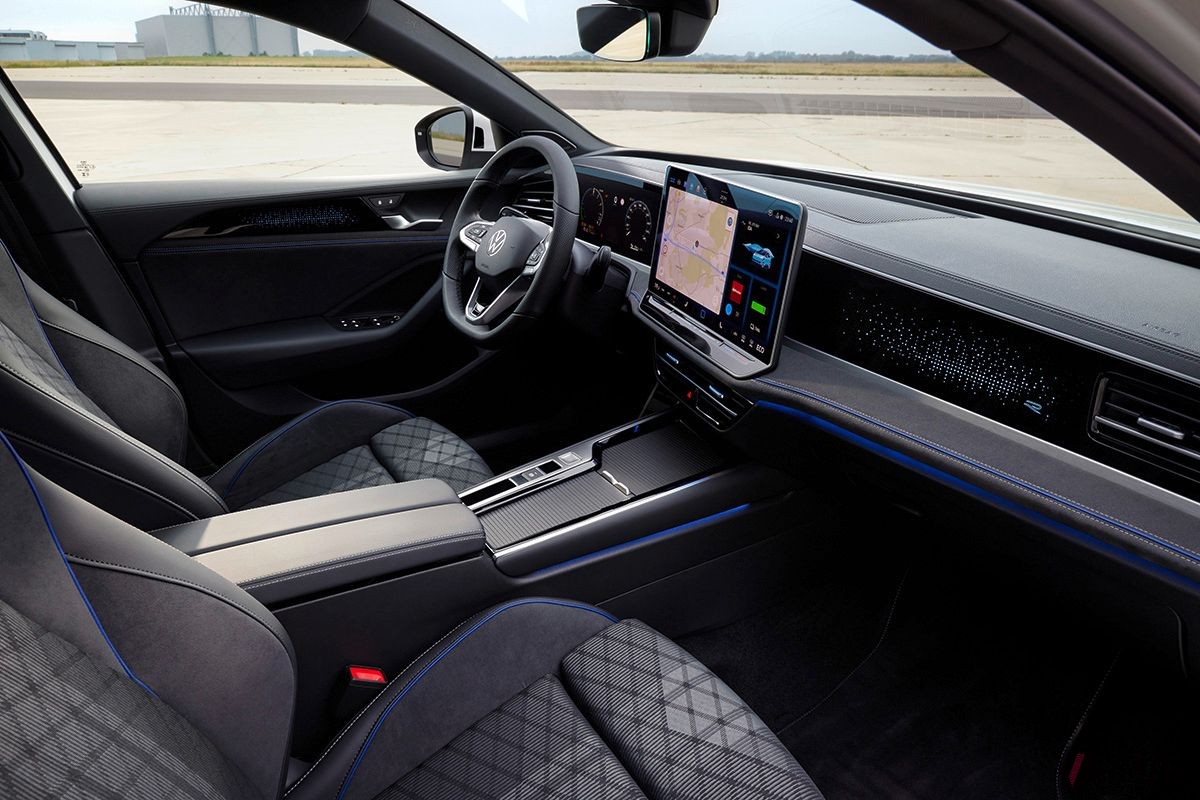 VW新型「パサート」のインテリア