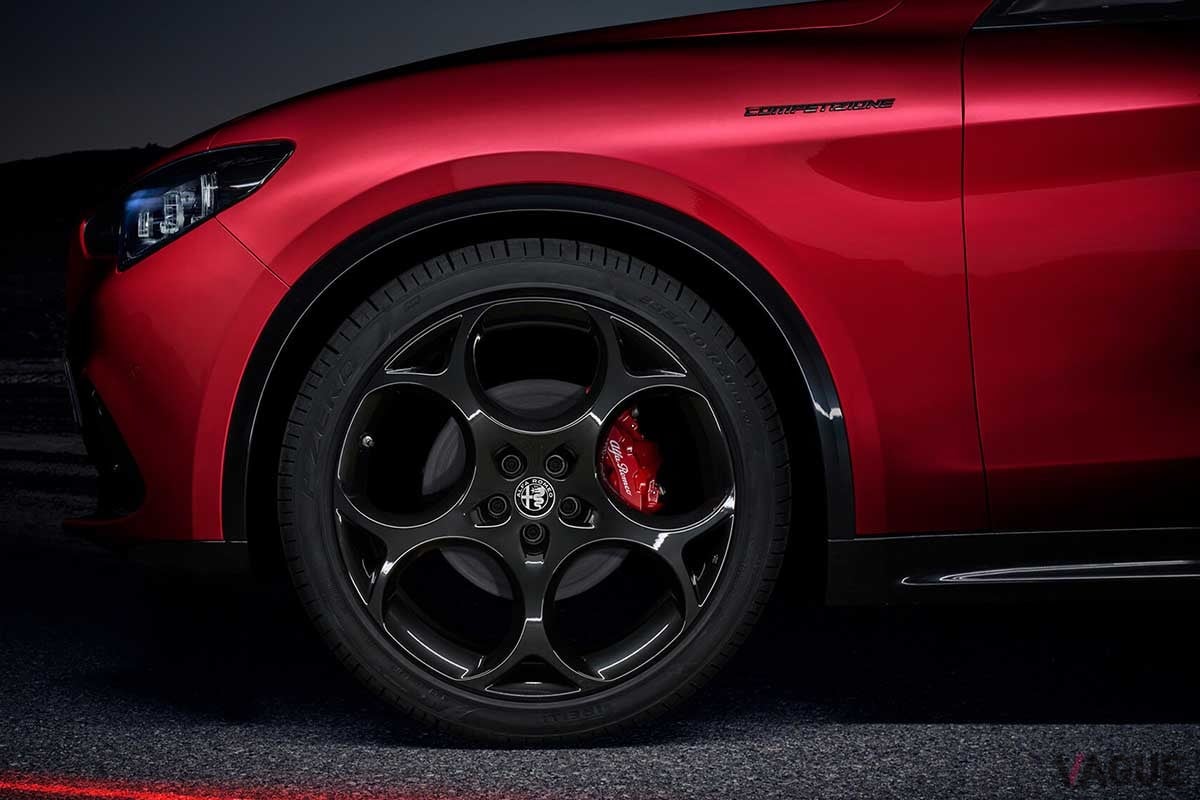 アルファ ロメオの限定車「ジュリア2.0ターボ Q4コンペティツィオーネ」