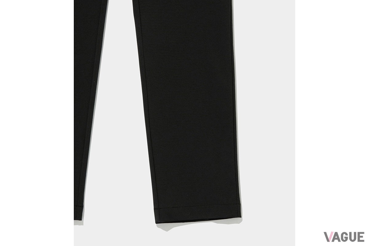 「Water repellent solid trousers」