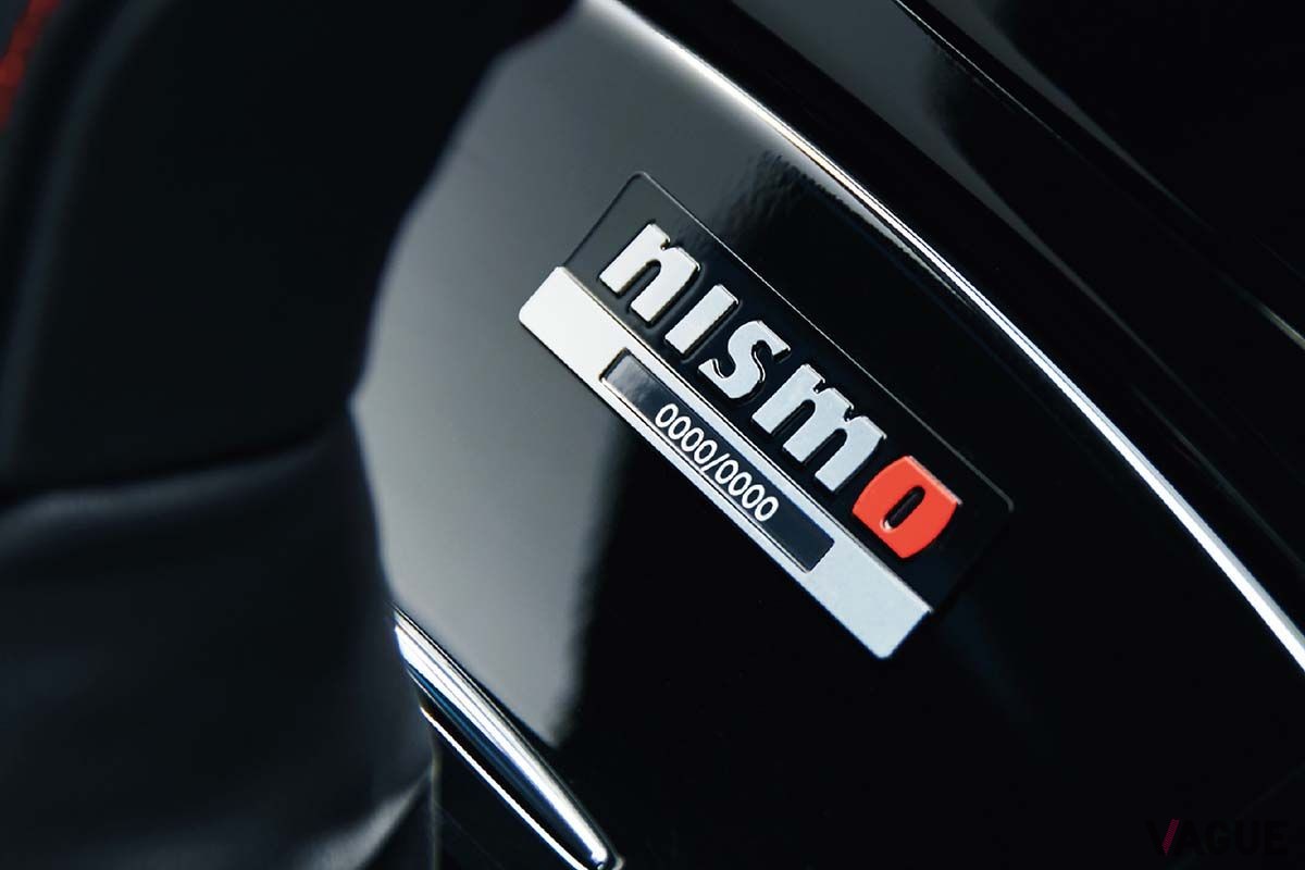 2023年秋に発売された日産「スカイラインNISMO」のインテリア