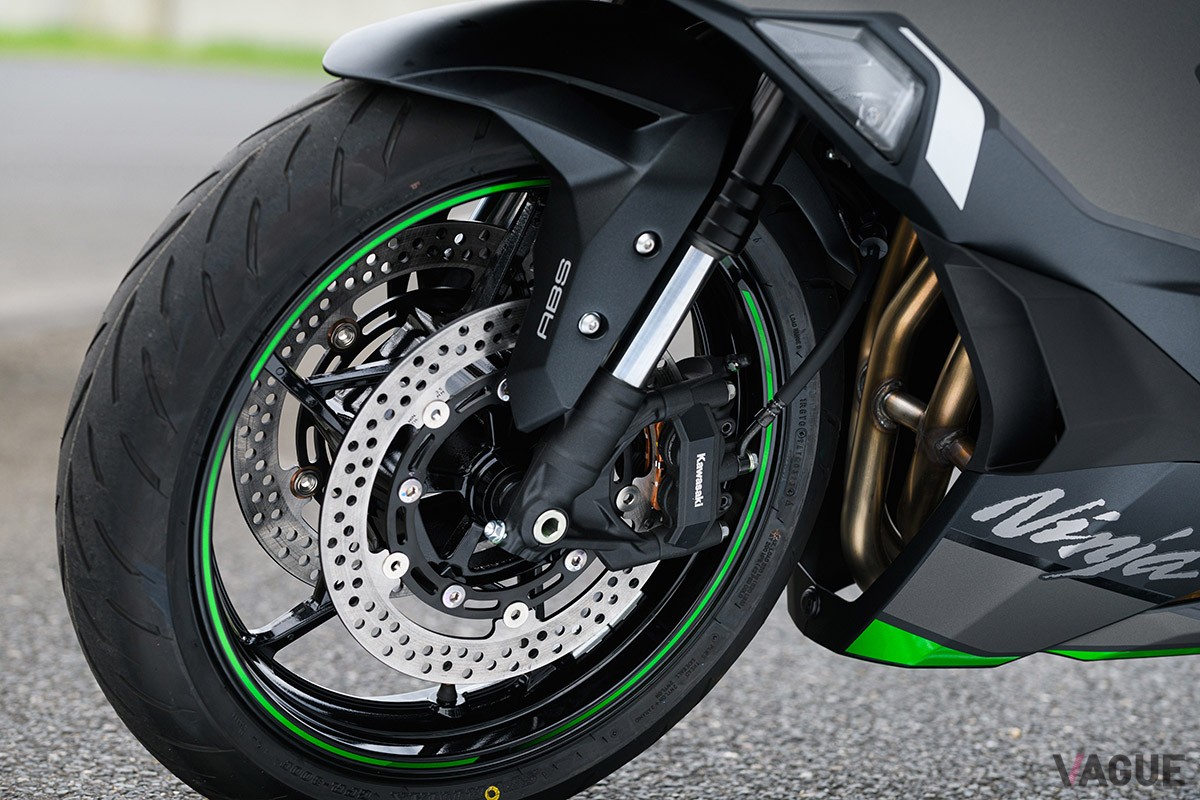 カワサキ新型「Ninja ZX-4R SE」