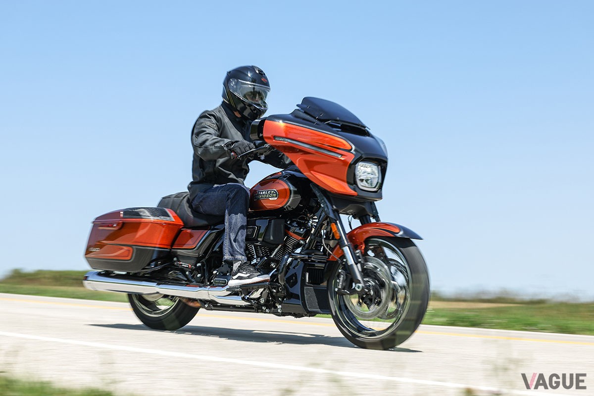 ハーレーダビッドソン新型「CVOストリートグライド」