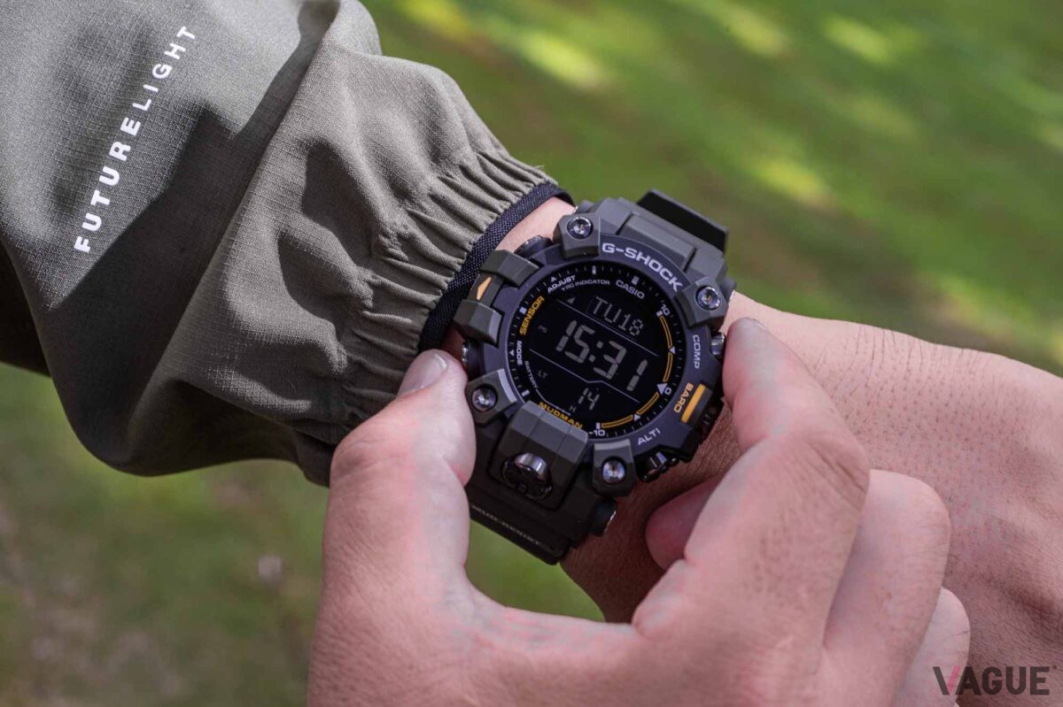 押しやすく誤操作を防ぐレイアウトを採用している