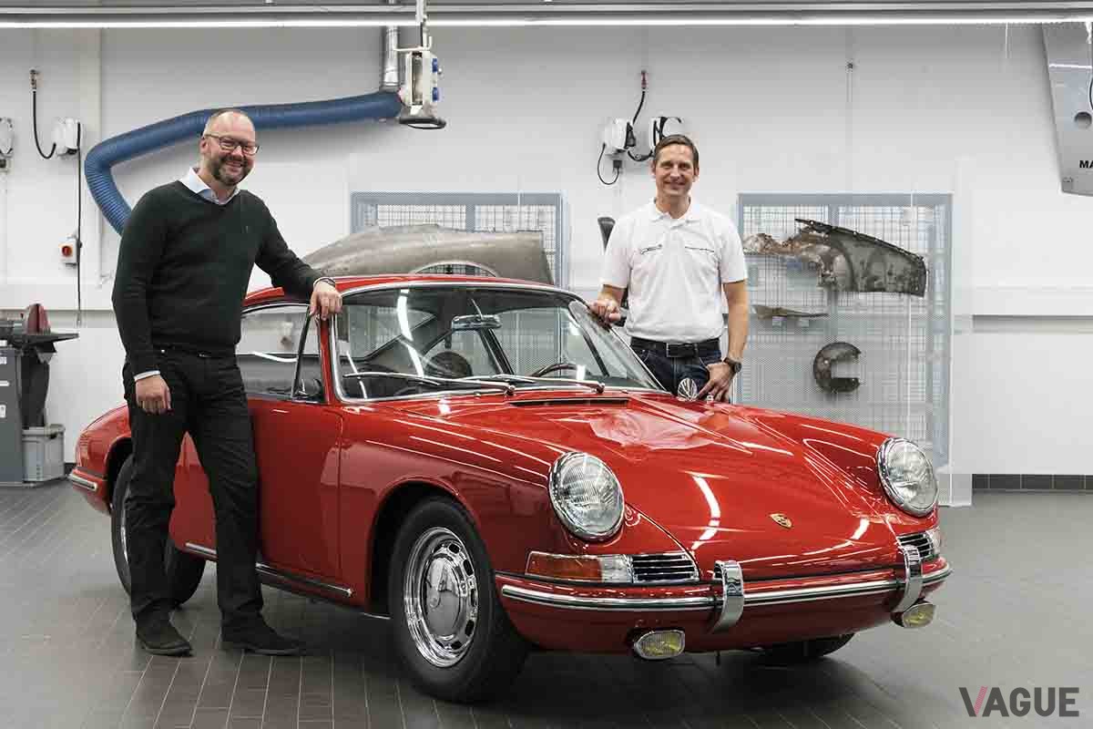 1963年にプロトタイプが発表され、1964年から本格的に生産されたポルシェ初代901型911