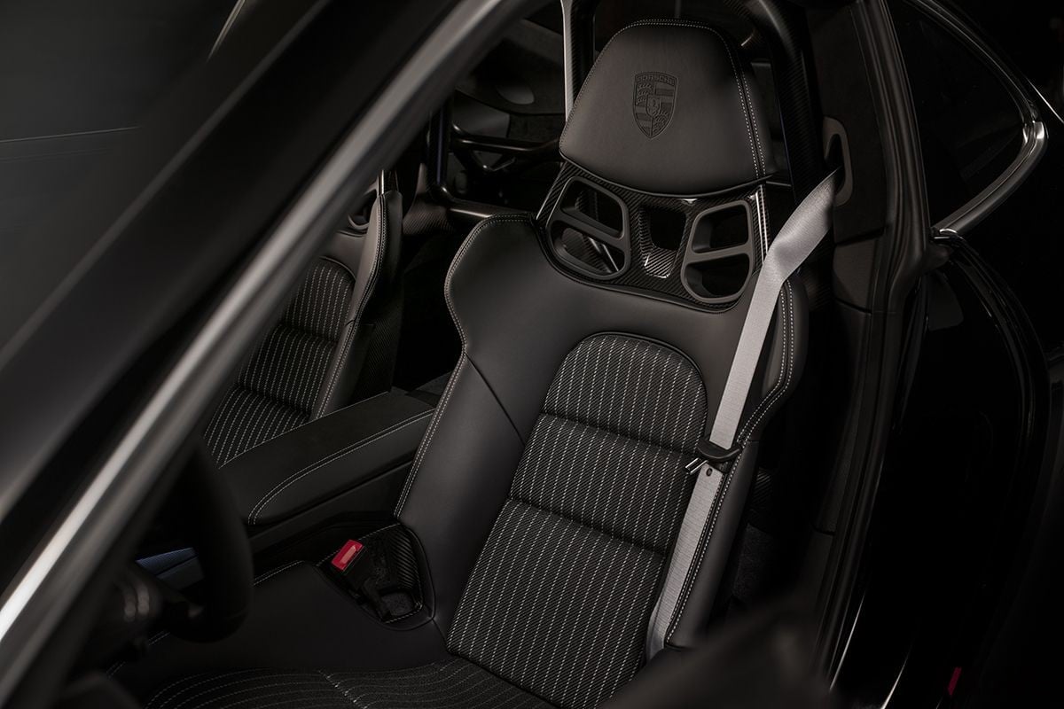 ポルシェの限定車「911S／T」のインテリア