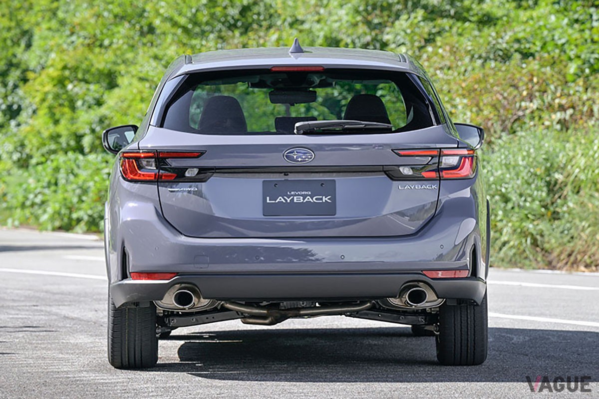 スバル新型「レヴォーグ レイバック」は、くつろげるリアシートや静粛性の高さなど、ロングドライブでも快適に過ごせるキャビンが魅力的