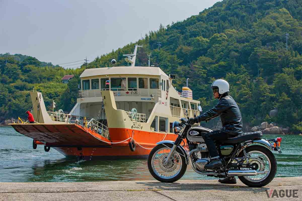 カワサキの歴史あるブランド「W」のDNAを継承する「W800」に、カッコいい新カラー＆グラフィックをまとった2024年モデルが登場