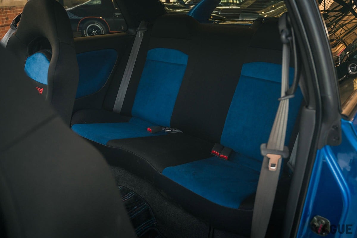 リアシートも使われた形跡はない（C）Bonhams