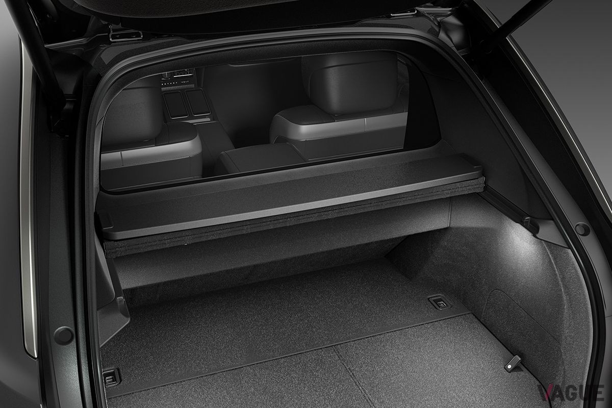 トヨタ新型「センチュリー」の荷室