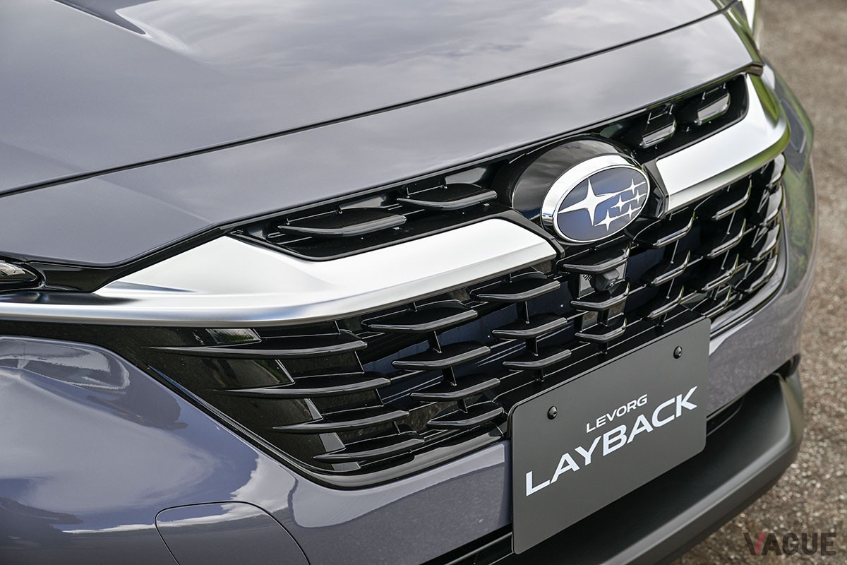 スバル新型「レヴォーグ レイバック」は、くつろげるリアシートや静粛性の高さなど、ロングドライブでも快適に過ごせるキャビンが魅力的