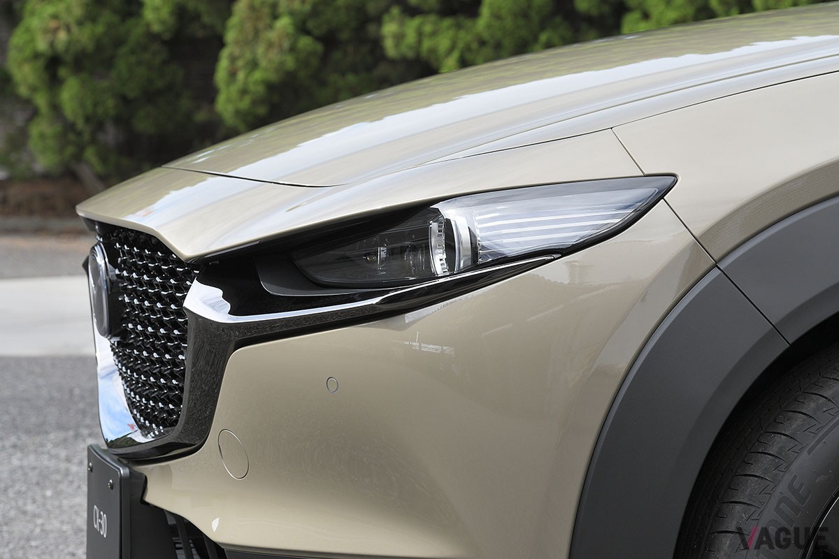 快適＆安全装備が充実したマツダ新型「CX-30」に新設定された特別仕様車「レトロスポーツエディション」