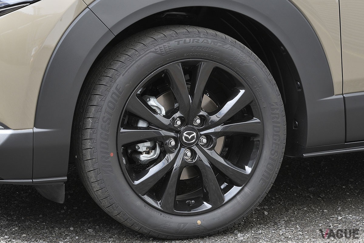 快適＆安全装備が充実したマツダ新型「CX-30」に新設定された特別仕様車「レトロスポーツエディション」