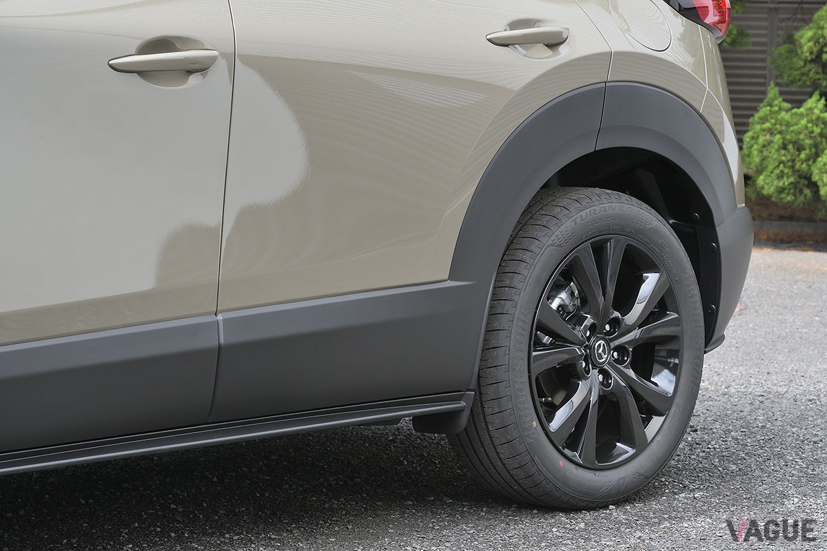 快適＆安全装備が充実したマツダ新型「CX-30」に新設定された特別仕様車「レトロスポーツエディション」