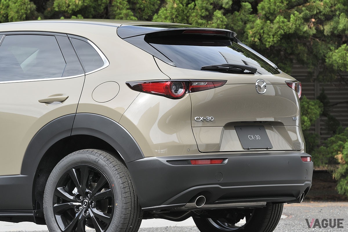 快適＆安全装備が充実したマツダ新型「CX-30」に新設定された特別仕様車「レトロスポーツエディション」