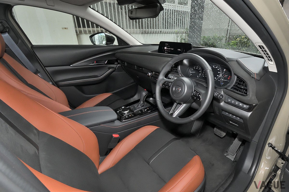 快適＆安全装備が充実したマツダ新型「CX-30」に新設定された特別仕様車「レトロスポーツエディション」